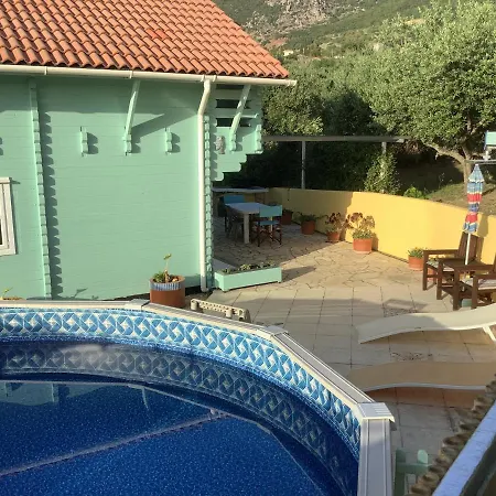 The Cabin, Casa vacanze Kyparissia