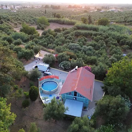 The Cabin, Kyparissia