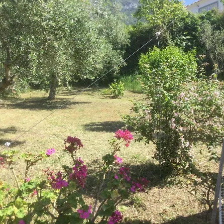 The Cabin, Casa vacanze