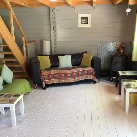 The Cabin, Kyparissia