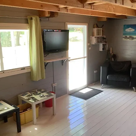 The Cabin, Kyparissia