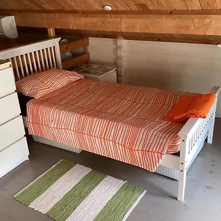 The Cabin, Feriehus Kyparissia