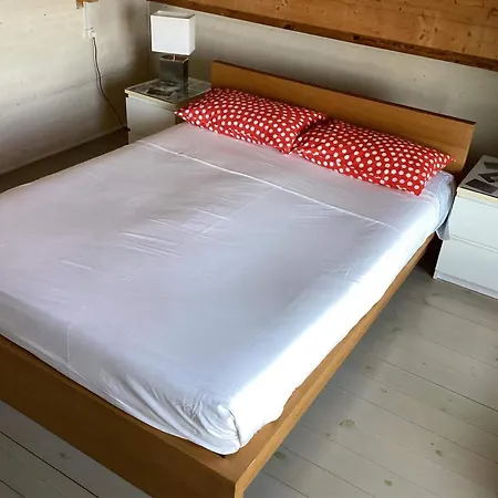 بيت للعطل The Cabin, كيوبارِسِيا