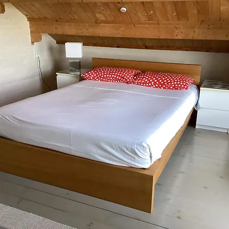 The Cabin, 펜션 키파리씨아