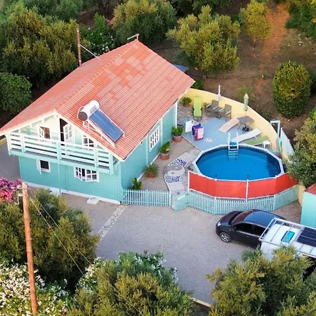 The Cabin, Feriehus Kyparissia