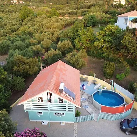 펜션 The Cabin, 키파리씨아