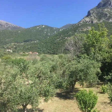 Hébergement de vacances The Cabin, *