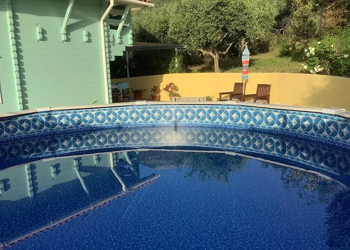 The Cabin, Feriehus Kyparissia